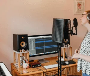 Explorando a Música: Como Montar um Estúdio de Arte em Casa 59 estúdio de arte musical caseiro